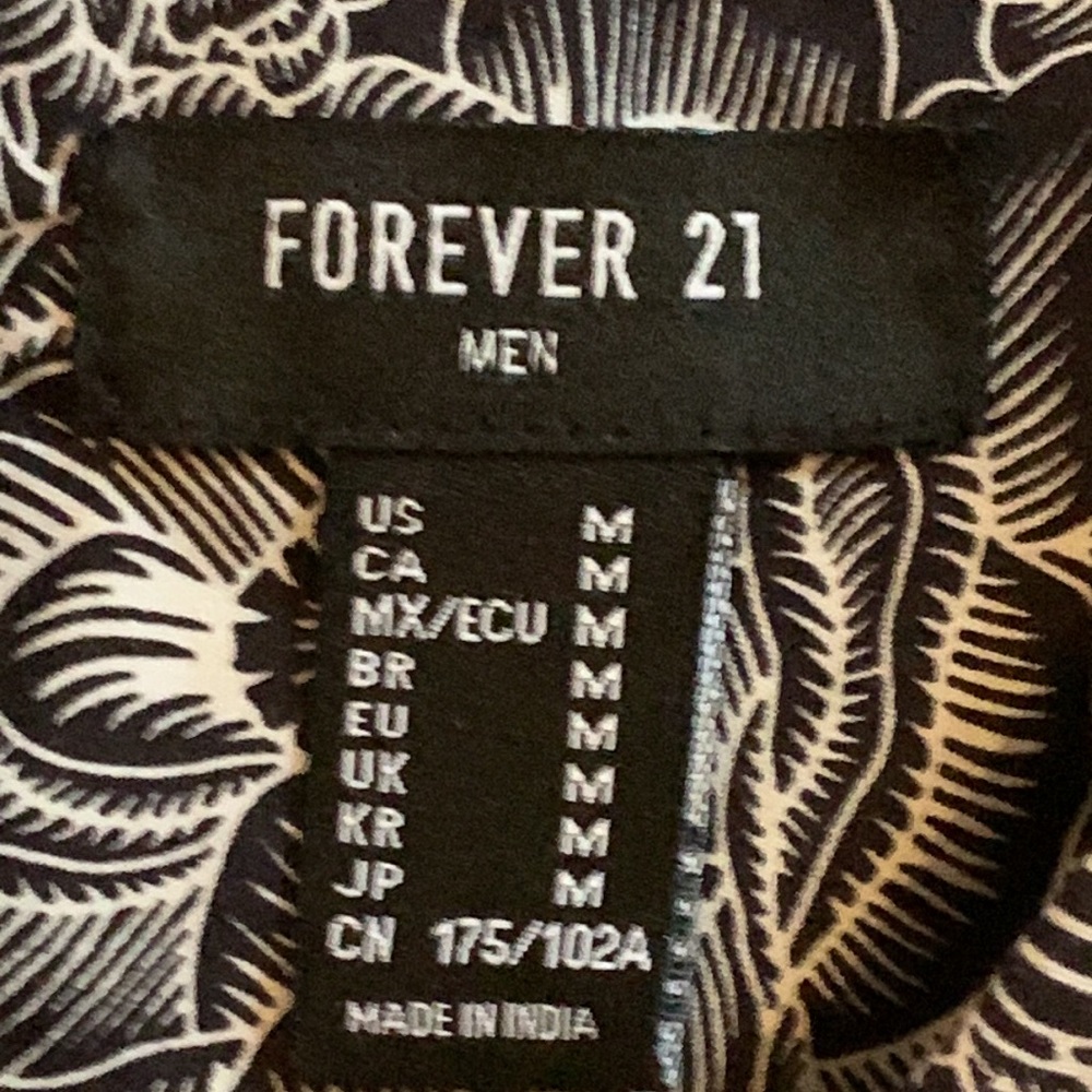 Shirt - Picture 2 of 3